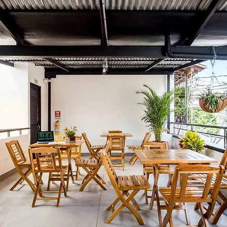 Medellin Backpacker Hostel-2